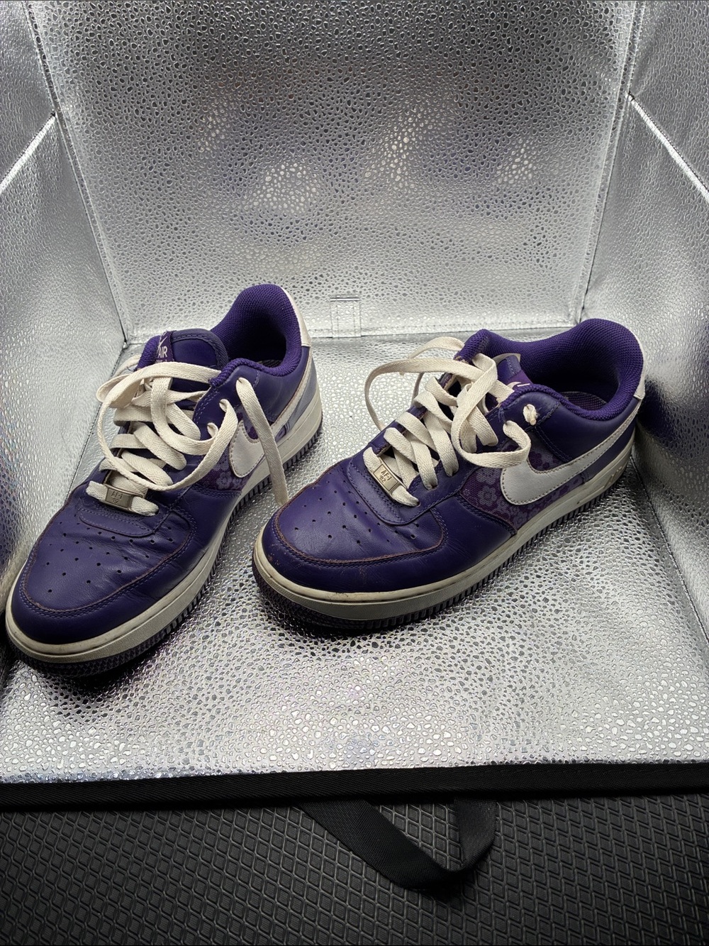 Nike Purple and White Women's Sneakers